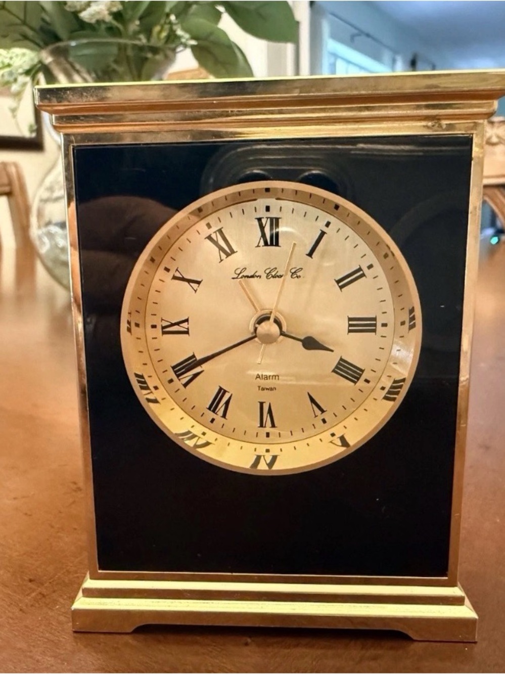 Vintage 1992 Esso Stansted Avitat London Clock Co Alarm Mantel Clock